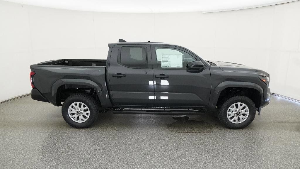 Thumbnail: 2025 Toyota Tacoma - 2