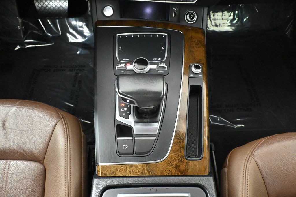2018 Audi Q5 Premium Plus 24