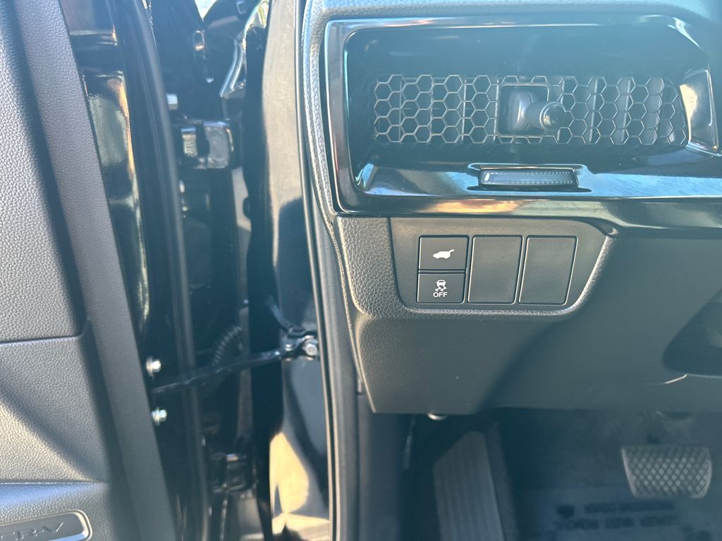 2025 Honda CR-V EX-L 12