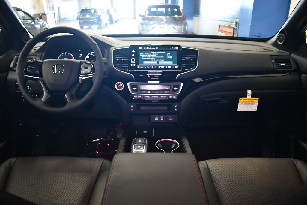 Thumbnail: 2026 Honda Ridgeline - 10