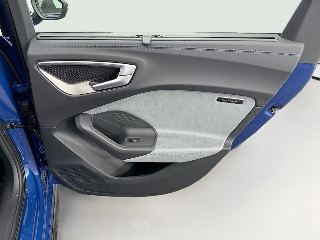 Thumbnail: 2025 Audi S5 - 26