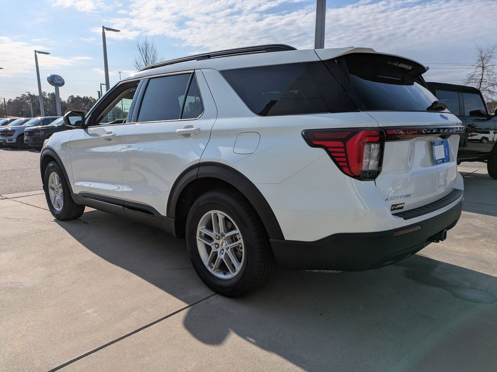 2026 Ford Explorer Active w/200A Pkg