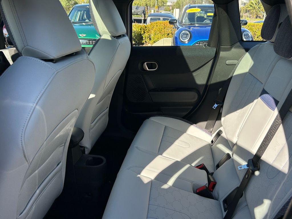 Thumbnail: 2026 MINI Cooper - 28