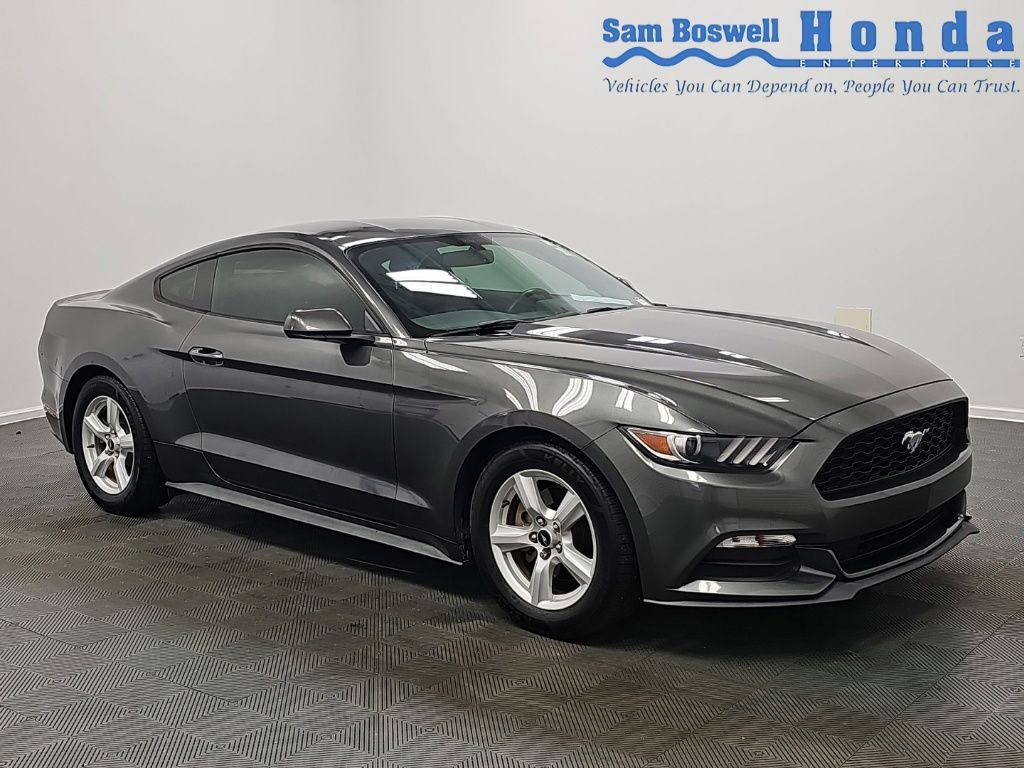 2017 Ford Mustang V6 Coupe RWD
