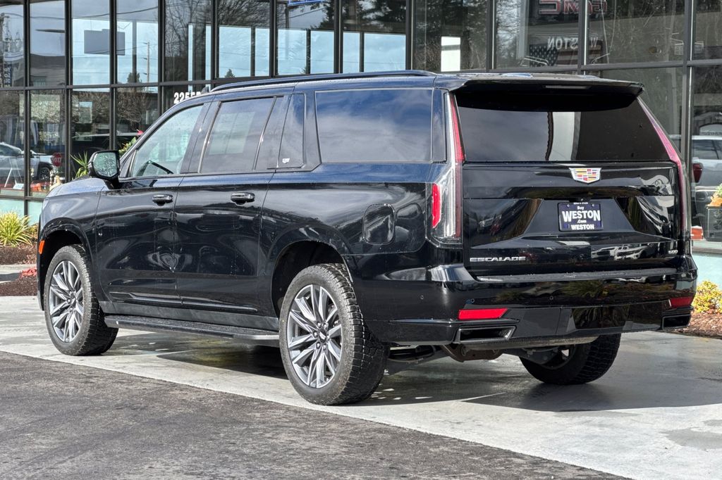 used 2023 Cadillac Escalade ESV car, priced at $74,962