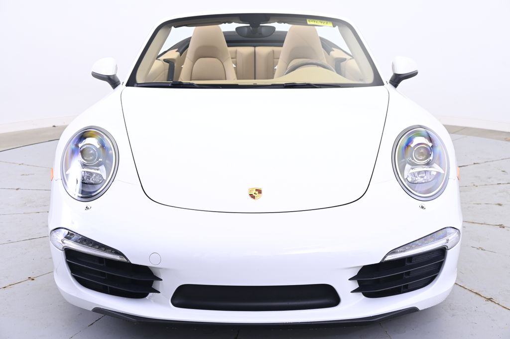 Thumbnail: 2015 Porsche 911 - 10