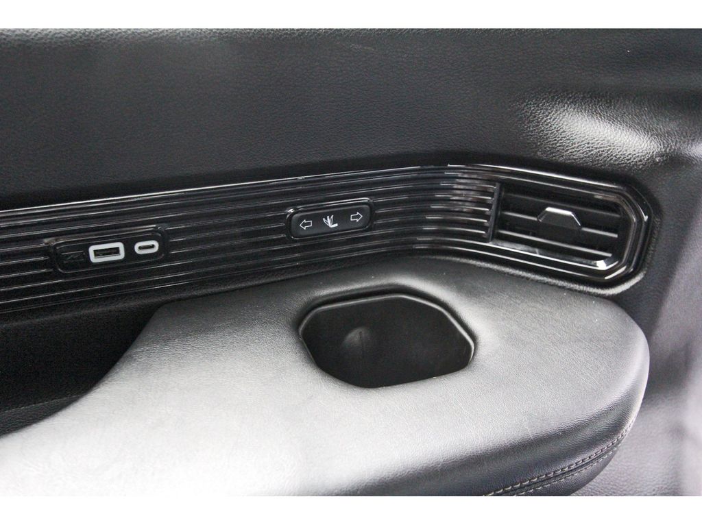 2023 Jeep Grand Wagoneer Base White at River Oaks CDJR