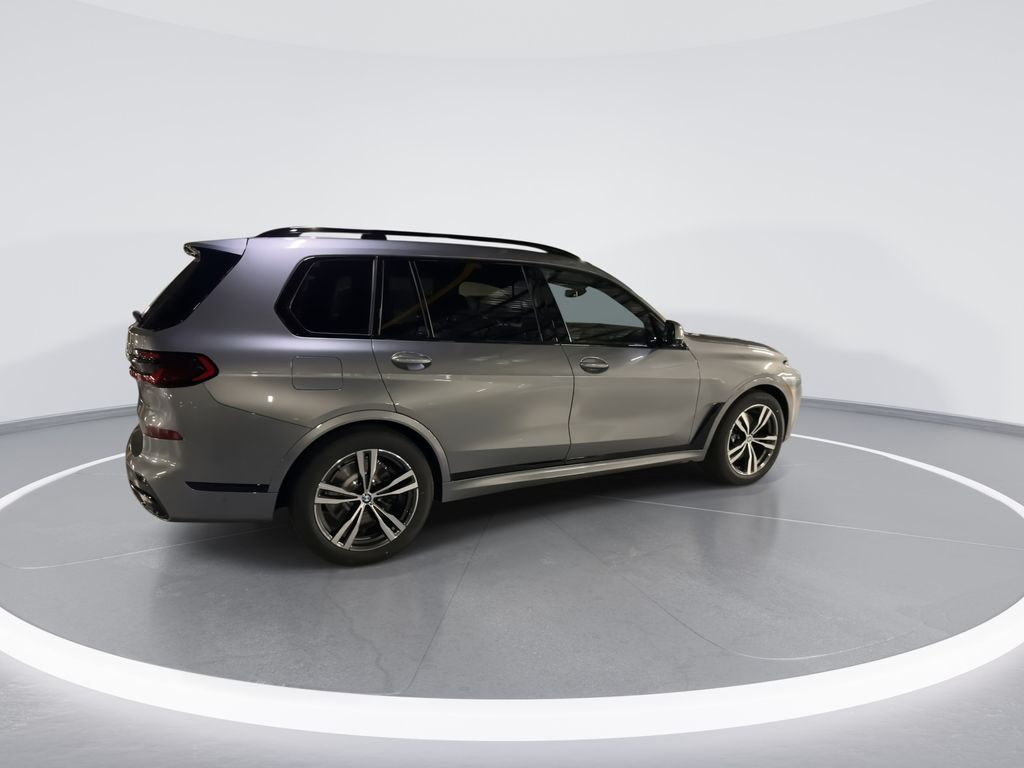 Thumbnail: 2026 BMW X7 - 8