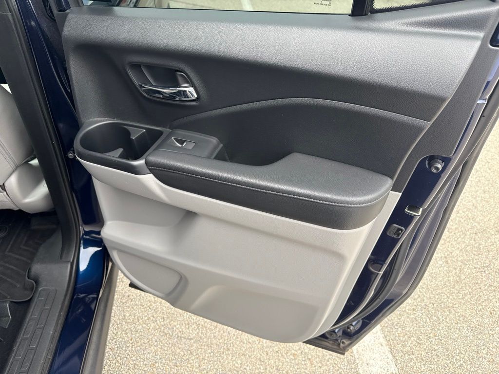 Used 2017 Blue Honda RTL image 18