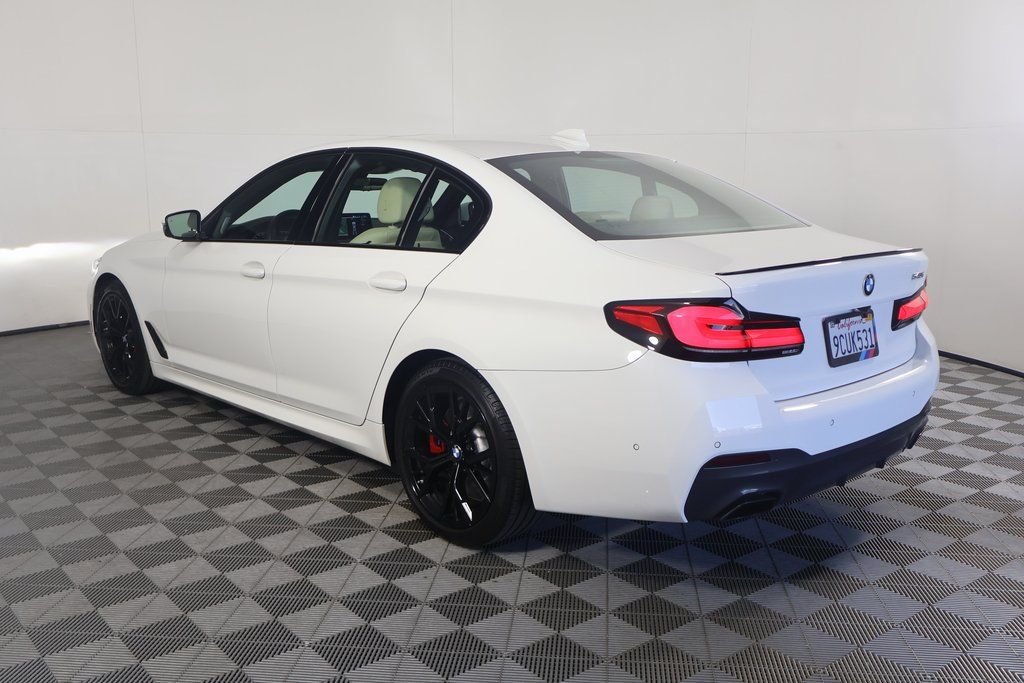 Thumbnail: 2023 BMW 5 Series - 6