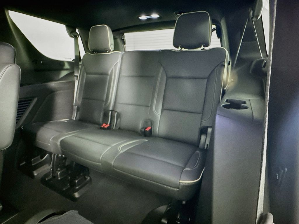 Thumbnail: 2021 GMC Yukon - 26