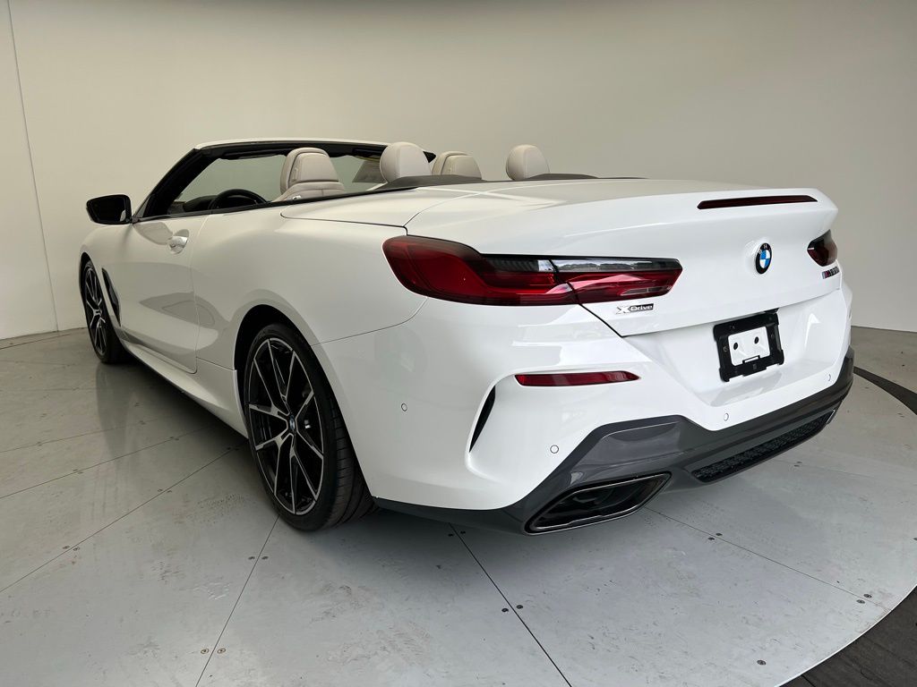 2022 BMW 8 Series M850i xDrive 7