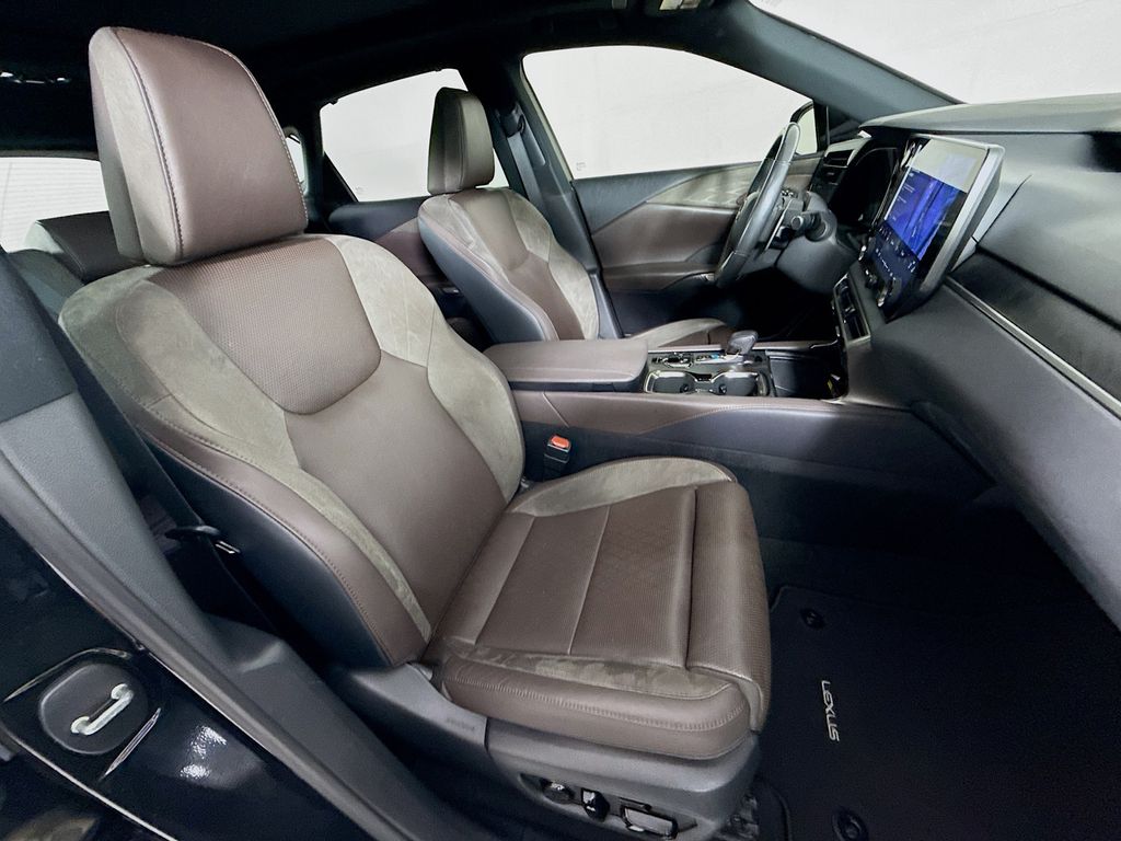 Thumbnail: 2023 Lexus RX - 29