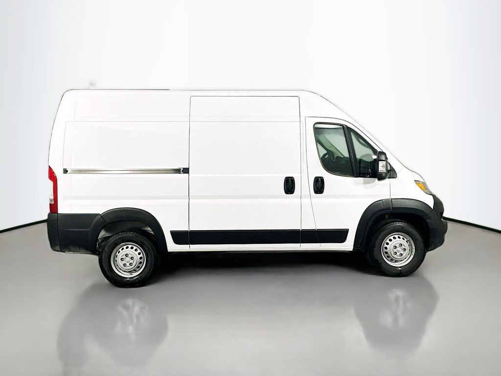 New 2026 White Ram High Roof 136 WB image 8