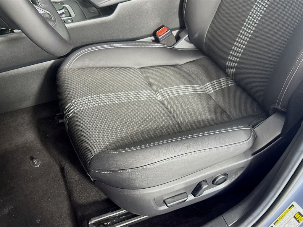 Used Car 2025 Mazda Cx-50 Hybrid  Preferred For Sale Under $35,000 In Austin, Texas