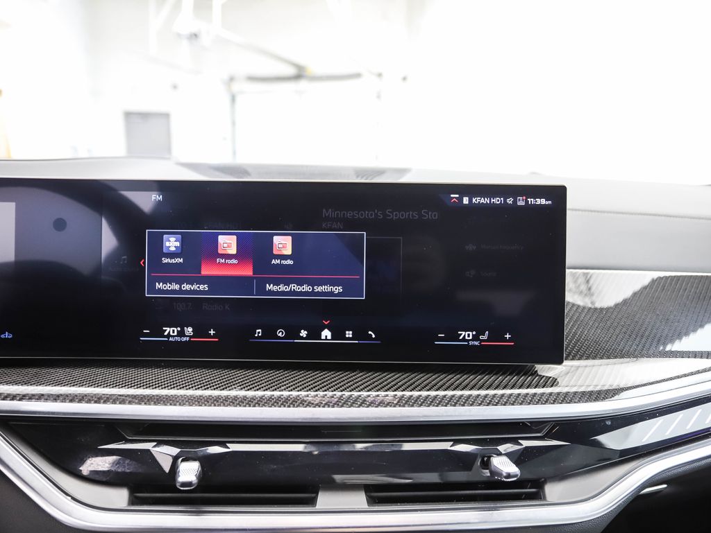 Thumbnail: 2026 BMW X5 - 16