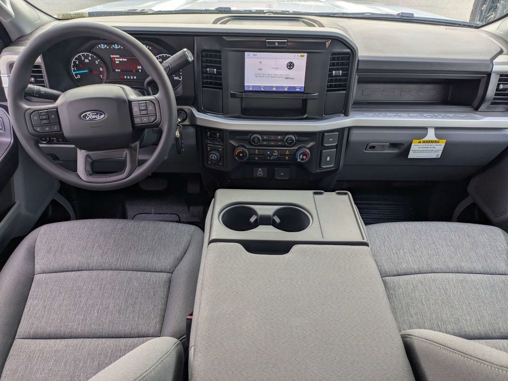 2027 Ford F-250 Super Duty XL