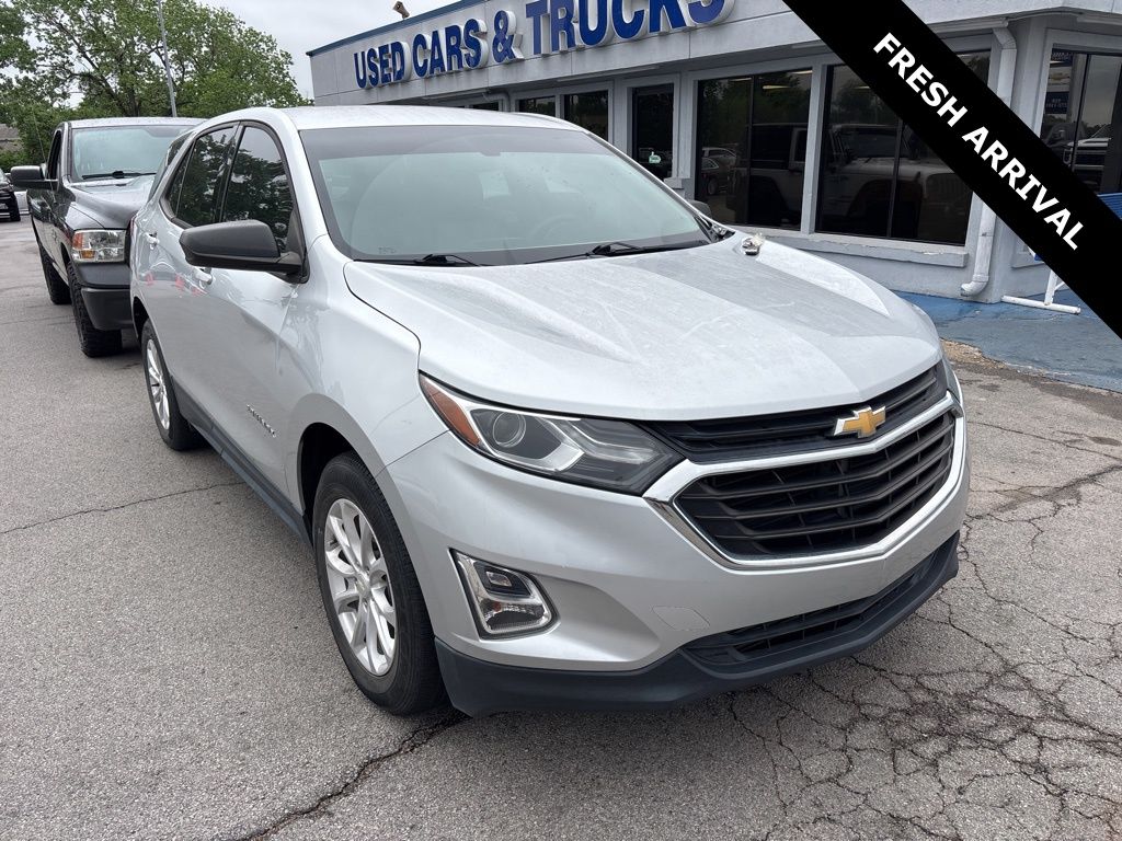 Silver Ice Metallic 2019 Chevrolet Equinox 1.5T LS FWD SUV / Crossover Front-Wheel Drive 6-Speed Automatic Overdrive