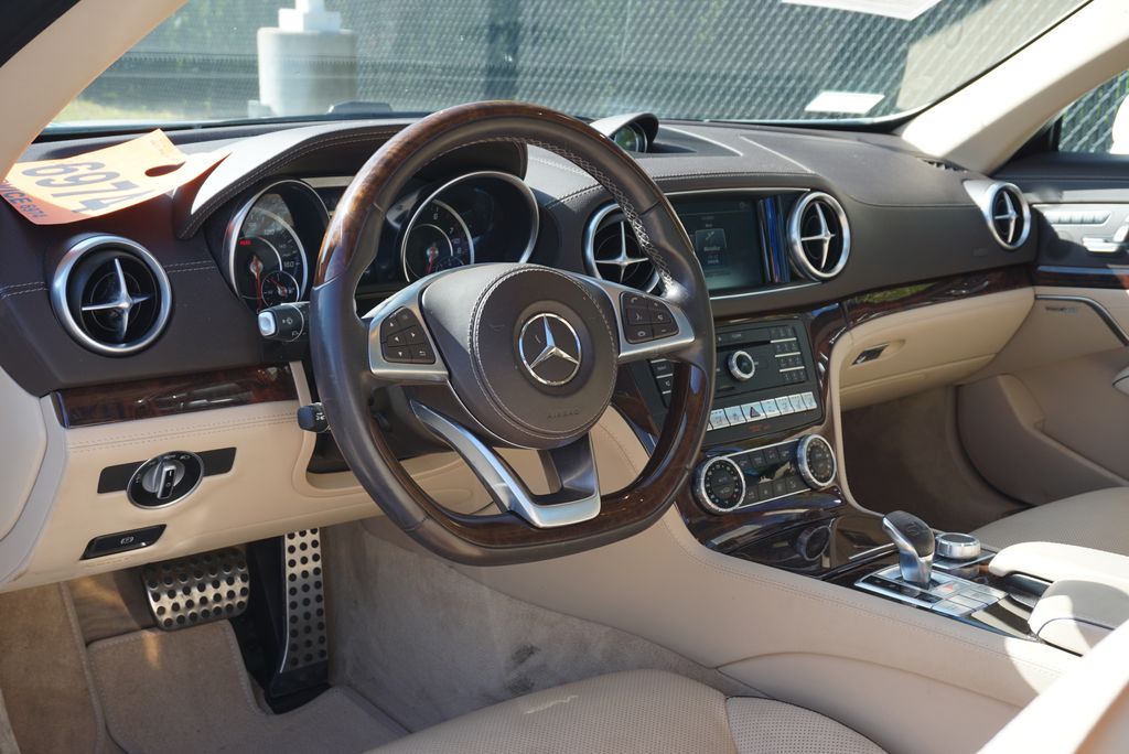 Thumbnail: 2020 Mercedes-Benz SL-Class - 10