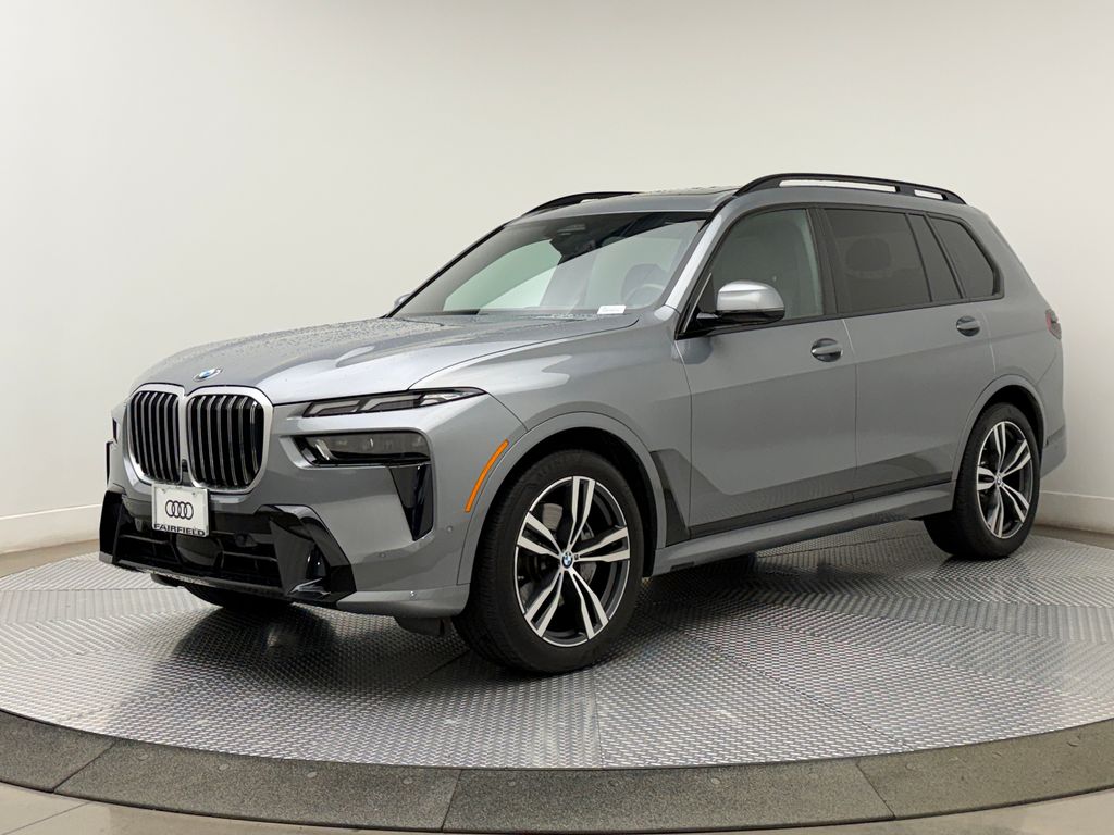 Thumbnail: 2023 BMW X7 - 6