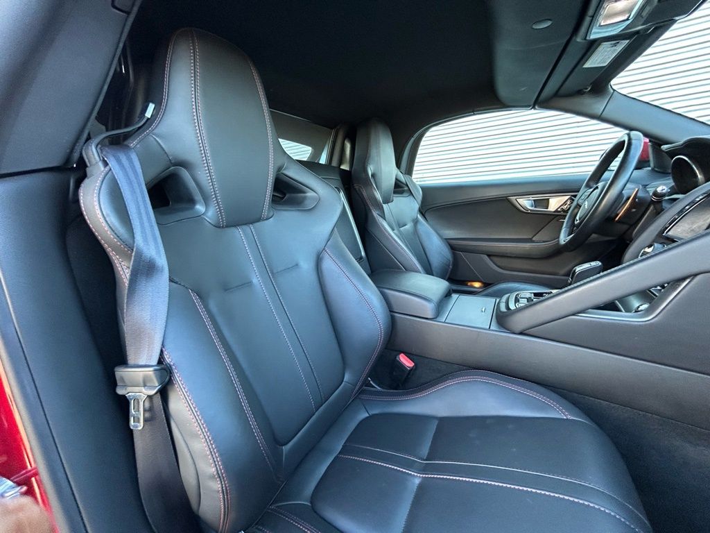 Used 2014  Jaguar S image 55