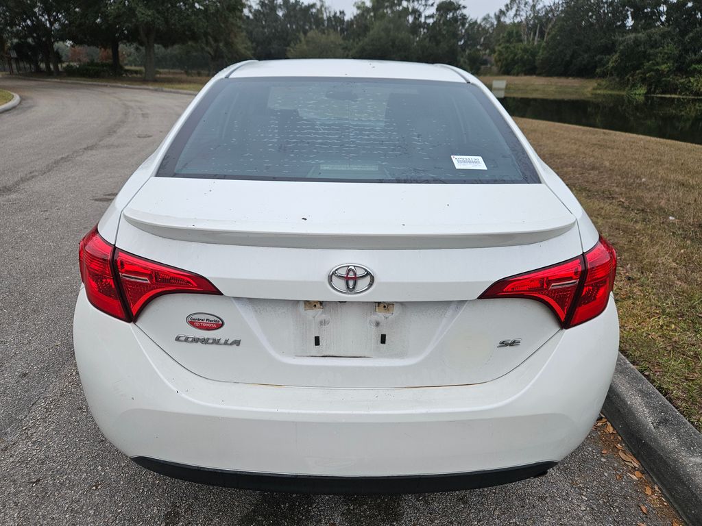 2019 Toyota Corolla SE 4