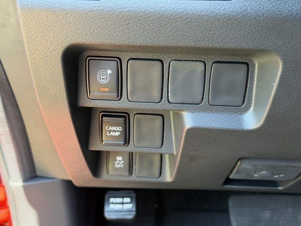 2026 Nissan Frontier SV - Photo 17