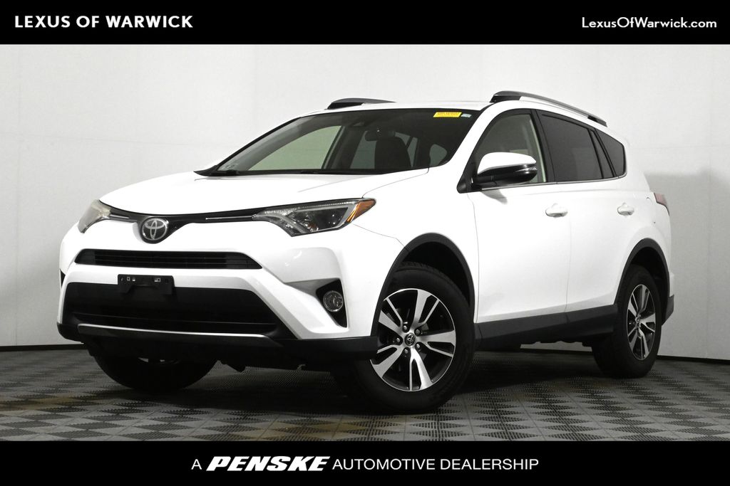 2017 Toyota RAV4 XLE Hero Image