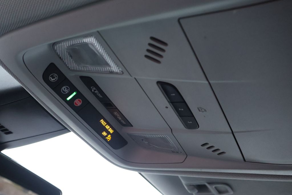 Thumbnail: 2020 Chevrolet Blazer - 30