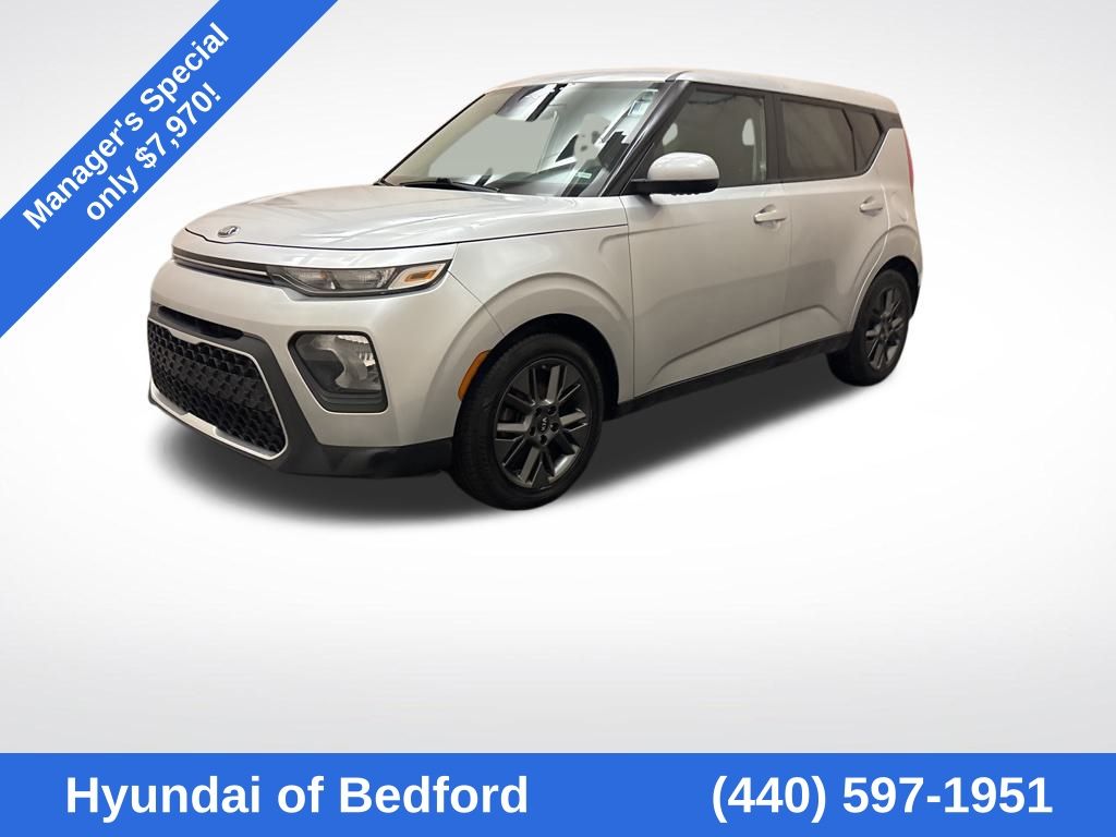 Sparkling Silver 2021 Kia Soul S FWD SUV / Crossover Front-Wheel Drive Continuously Variable Transmission