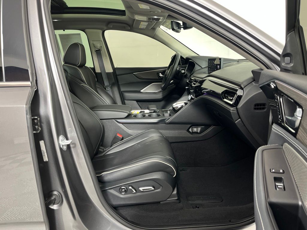 Thumbnail: 2023 Acura MDX - 6