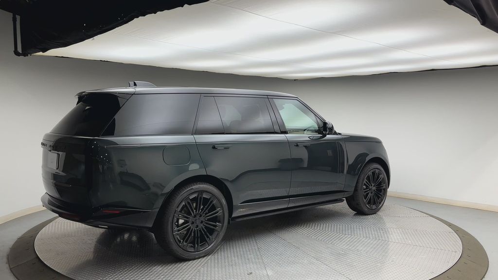 Thumbnail: 2026 Land Rover Range Rover - 2