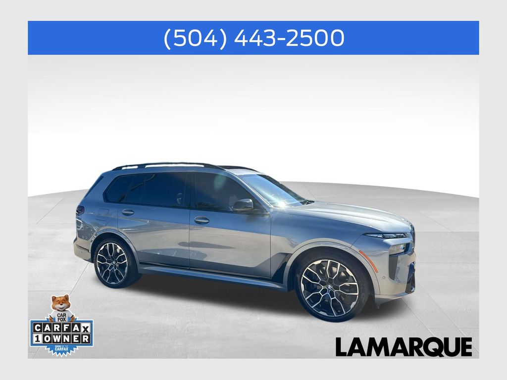 2024 BMW X7 M60i AWD