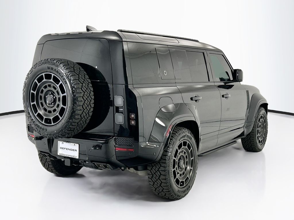 Thumbnail: 2026 Land Rover Defender - 5