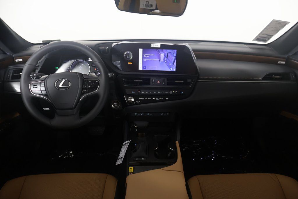 2025 Lexus ES Hybrid 300h Luxury 4