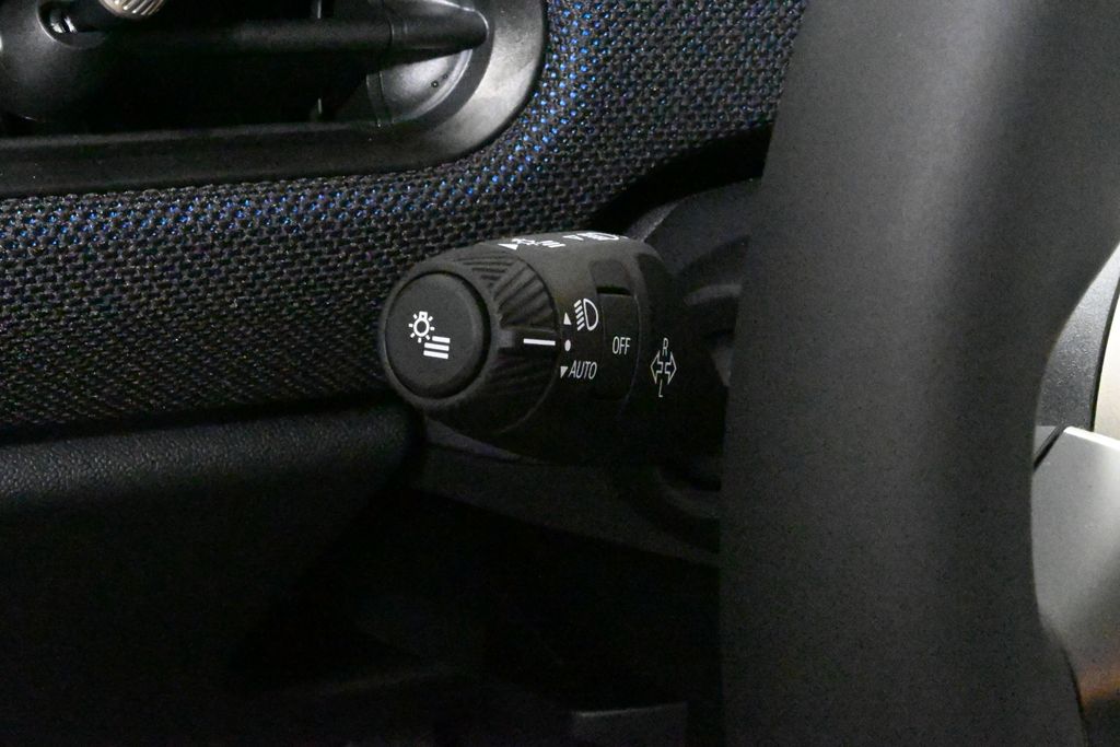 Thumbnail: 2025 MINI Cooper - 28