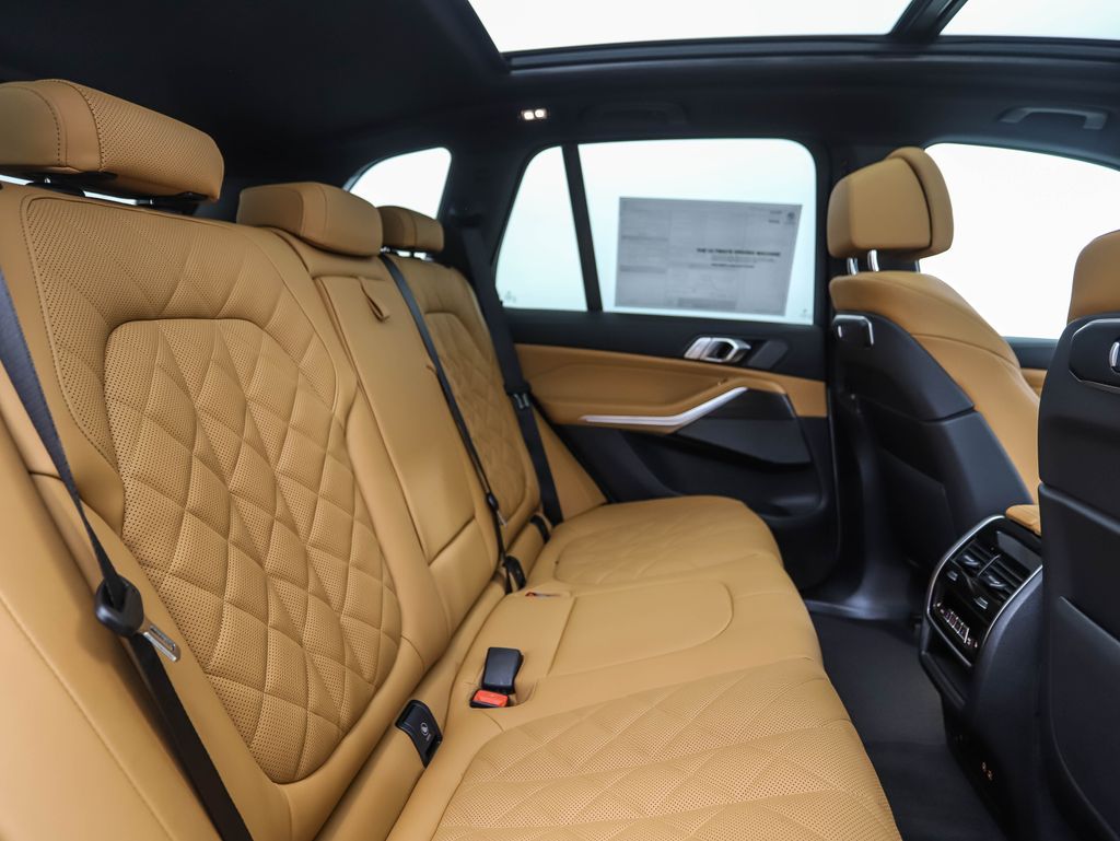 2026 BMW X5 xDrive50e 26