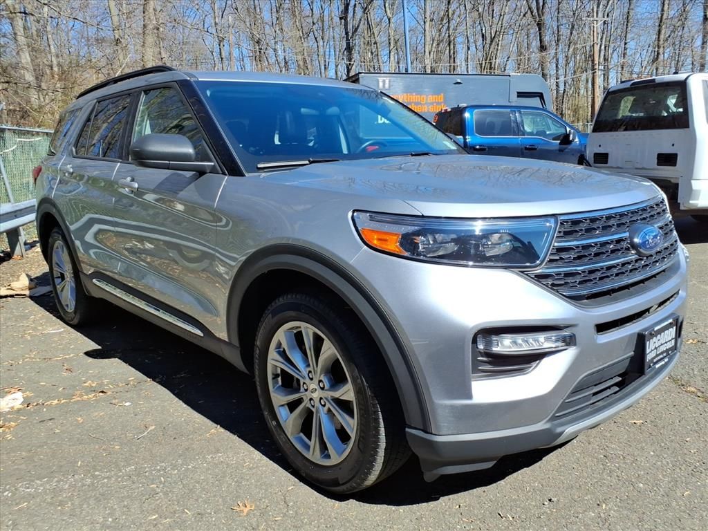 2023 Ford Explorer XLT AWD