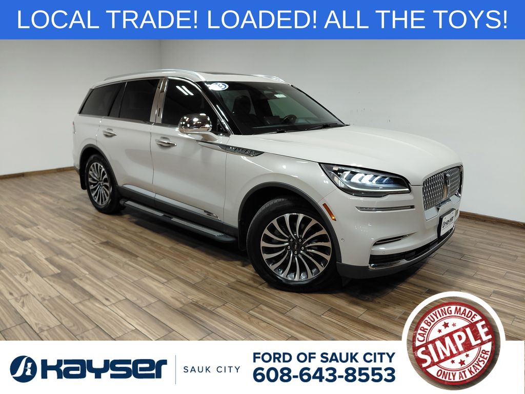 White 2023 Lincoln Aviator SUV / Crossover All-Wheel Drive Automatic