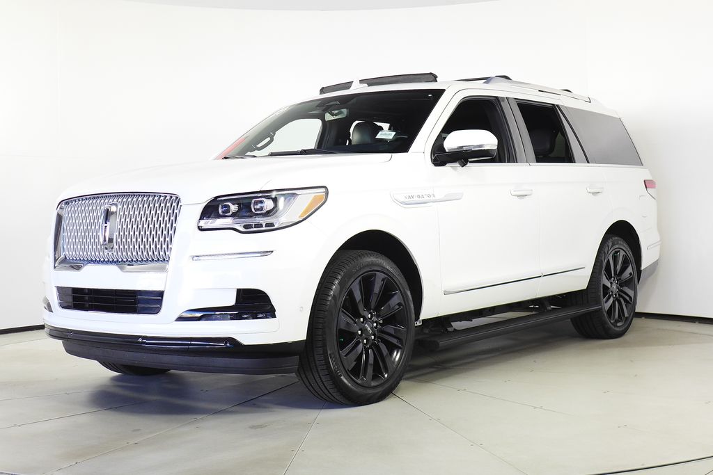 Thumbnail: 2023 Lincoln Navigator - 2