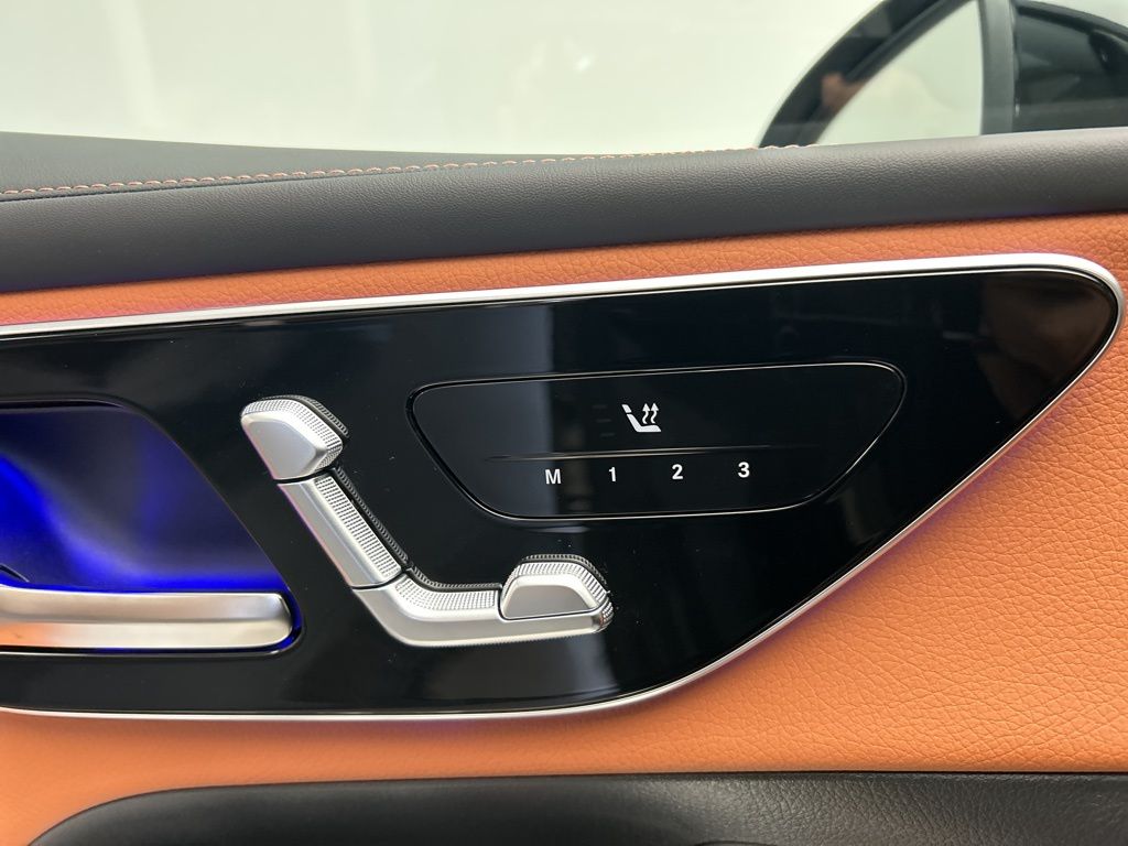 Thumbnail: 2026 Mercedes-Benz GLC - 22