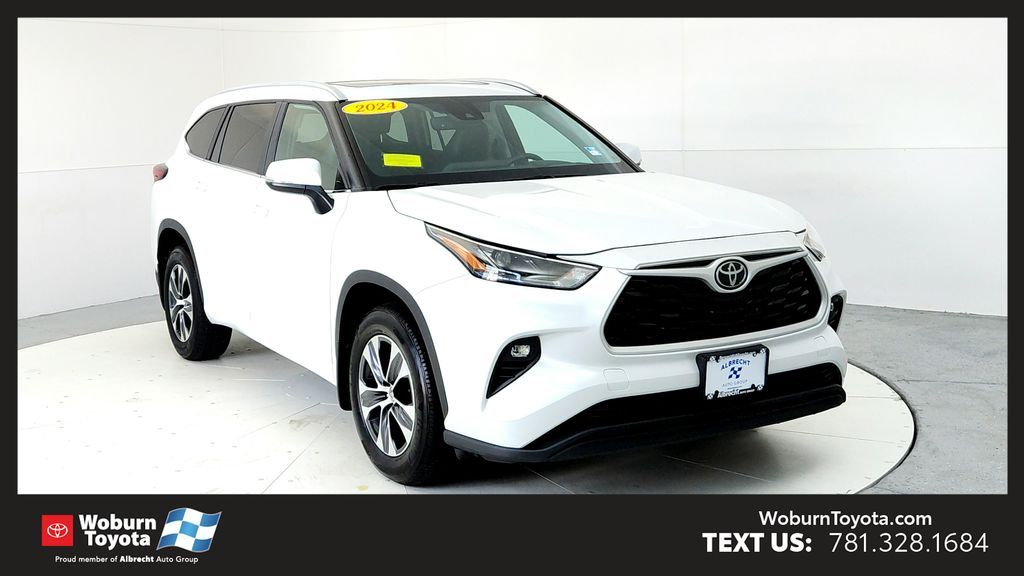 2024 Toyota Highlander XLE