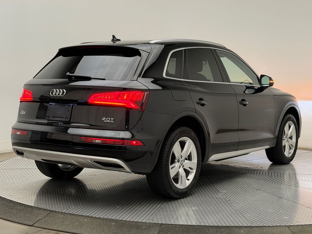 Thumbnail: 2018 Audi Q5 - 11