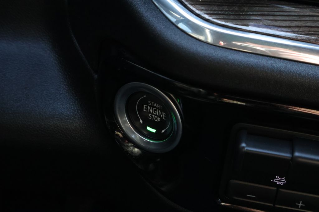 Thumbnail: 2024 Chevrolet Silverado 2500 - 24