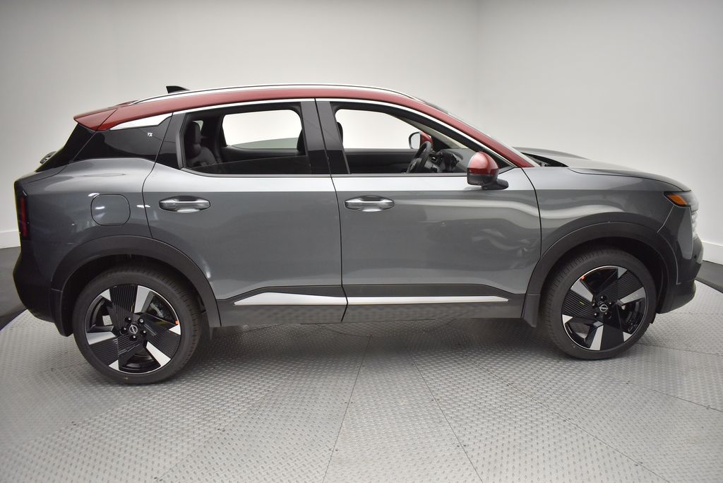 Thumbnail: 2026 Nissan Kicks - 4