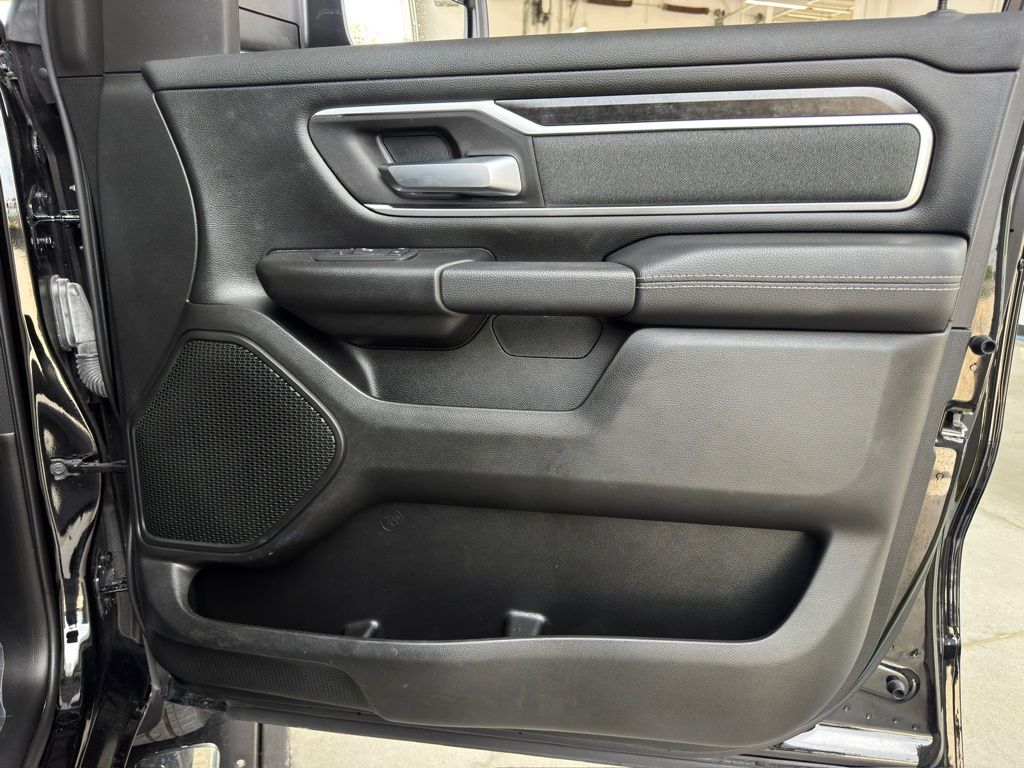 2021 Ram 1500 Big Horn/Lone Star Black at Community Kia
