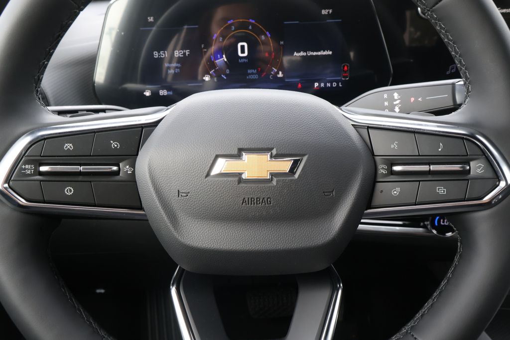 Thumbnail: 2026 Chevrolet Equinox - 21