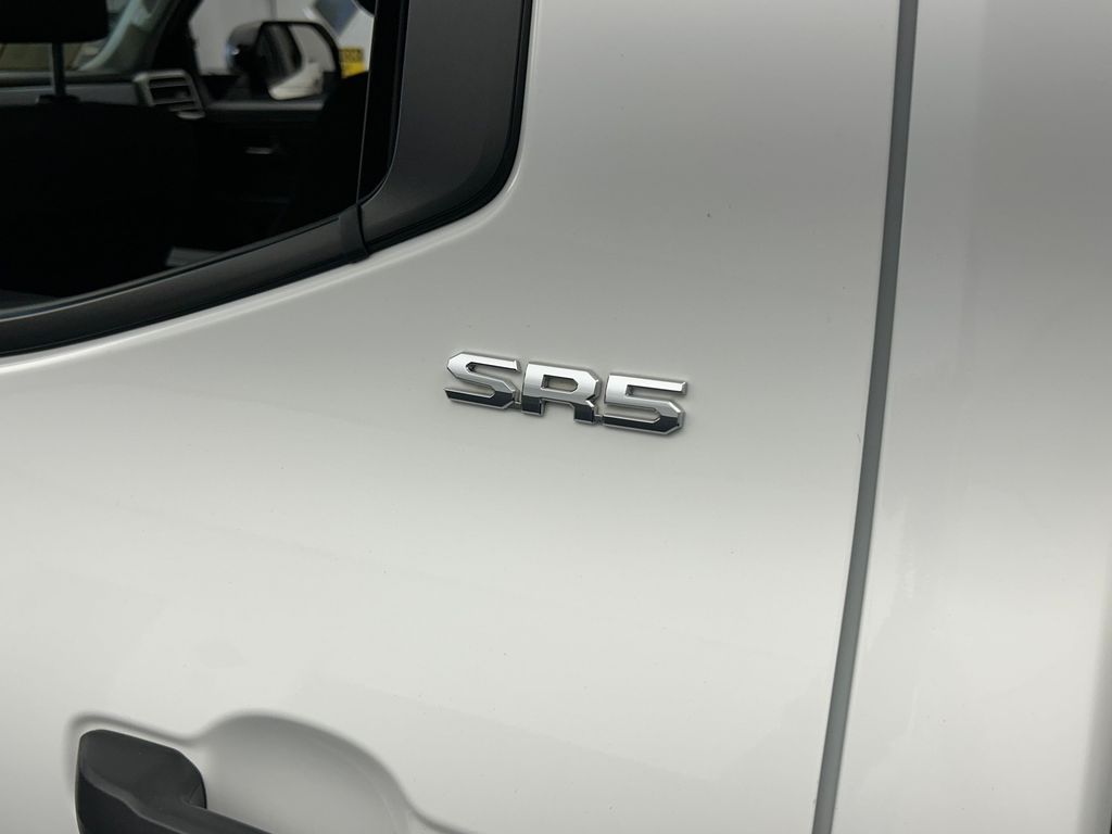 Used 2024 Wind Chill Pearl Toyota SR5 image 39