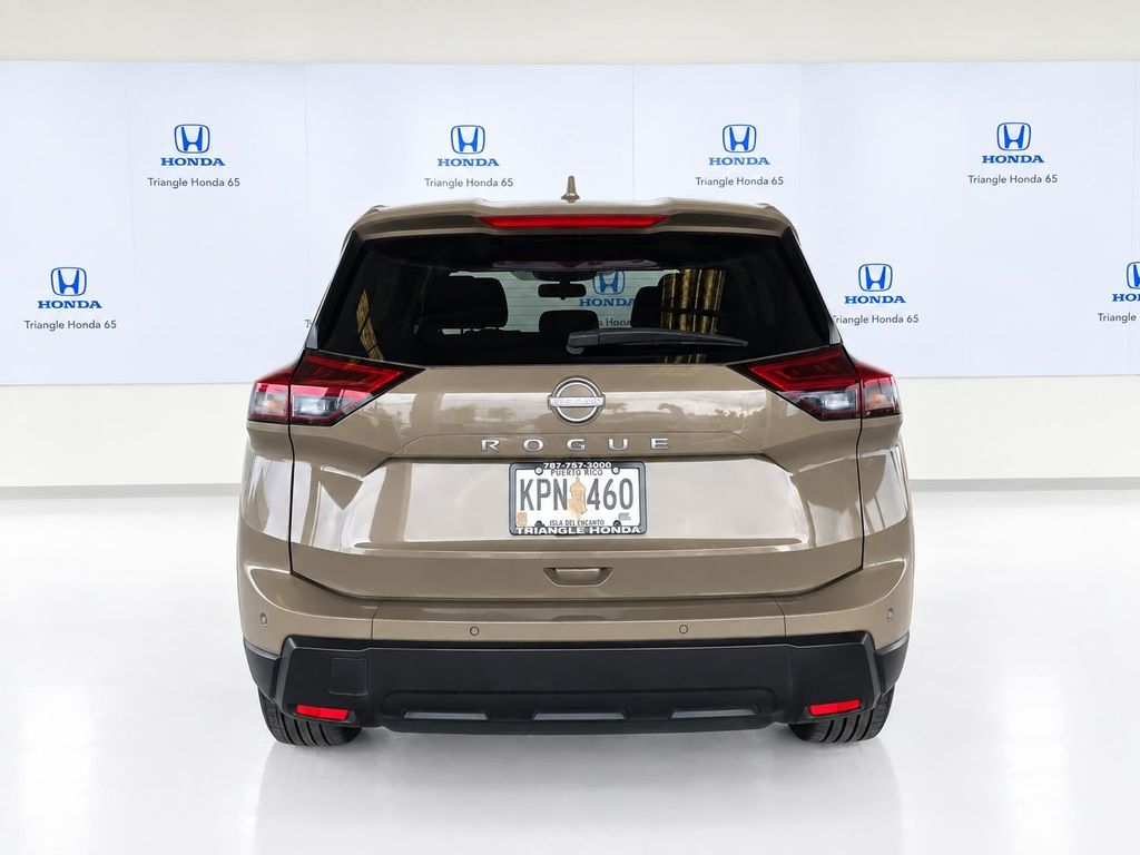 Thumbnail: 2025 Nissan Rogue - 4