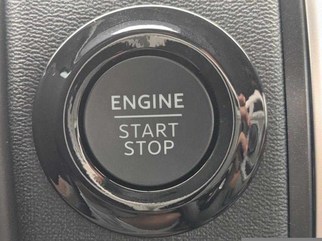 2025 Ford Expedition Active MAX